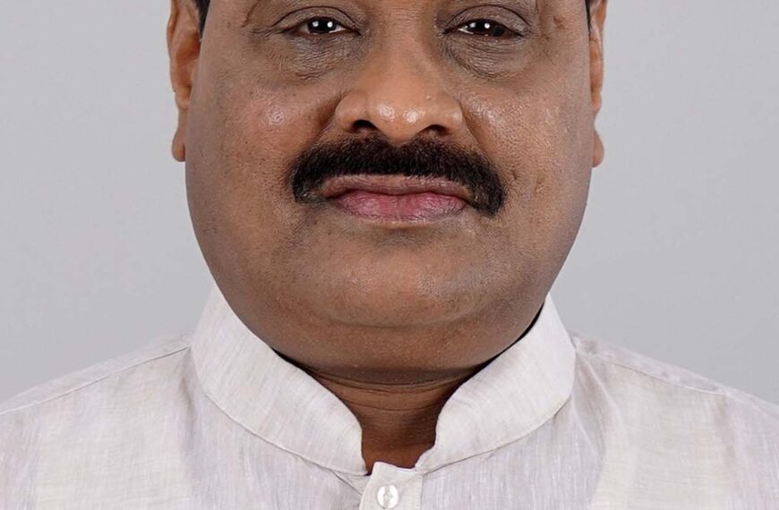 మంత్రిగారూ.. న్యాయం చేయండి